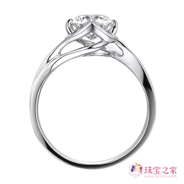 六福珠宝推出全新2013婚嫁系列珠宝