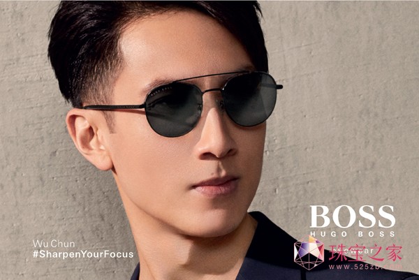 BOSS眼镜发布全新2019春夏眼镜系列大片，并宣布携手吴尊，担任BOSS眼镜系列亚太区代言人。作为亚洲著名的歌手和演员，吴尊俊朗的面容和其坚定逐梦的公众形象与BOSS眼镜所传达“专注、聚焦”的精神完美契合。